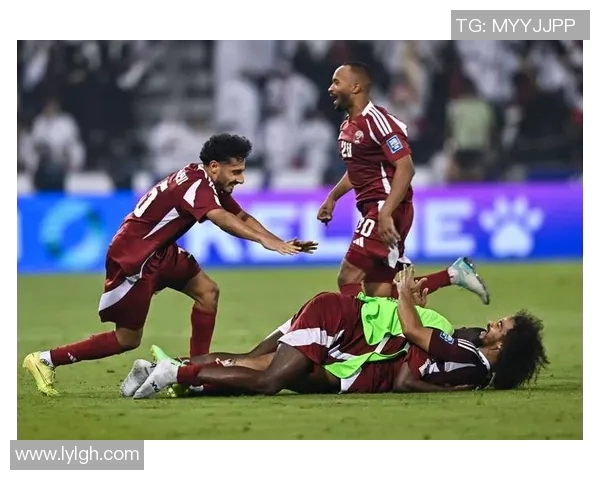 南京足球队以66分稳居世界杯积分榜首位争夺冠军希望大增