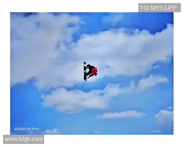 朱茵足球热潮来袭追寻她在绿茵场上的精彩瞬间与不凡故事